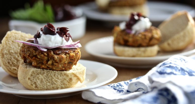 A bean burger with a Mediterranean twist! Check out these easy and delicious Mediterranean Veggie Burgers! @cookinRD | sarahaasrdn.com