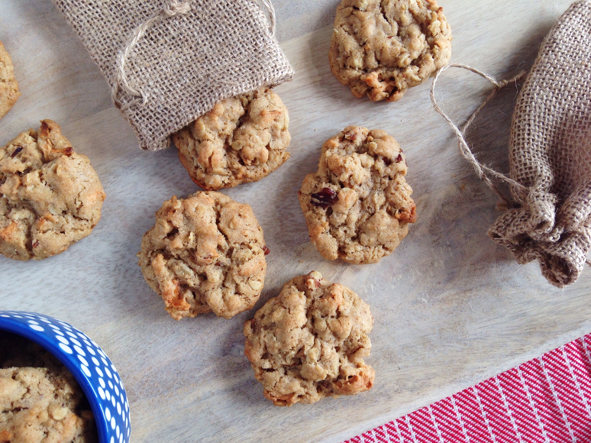 Apple Cinnamon Oatmeal Cookies Feature