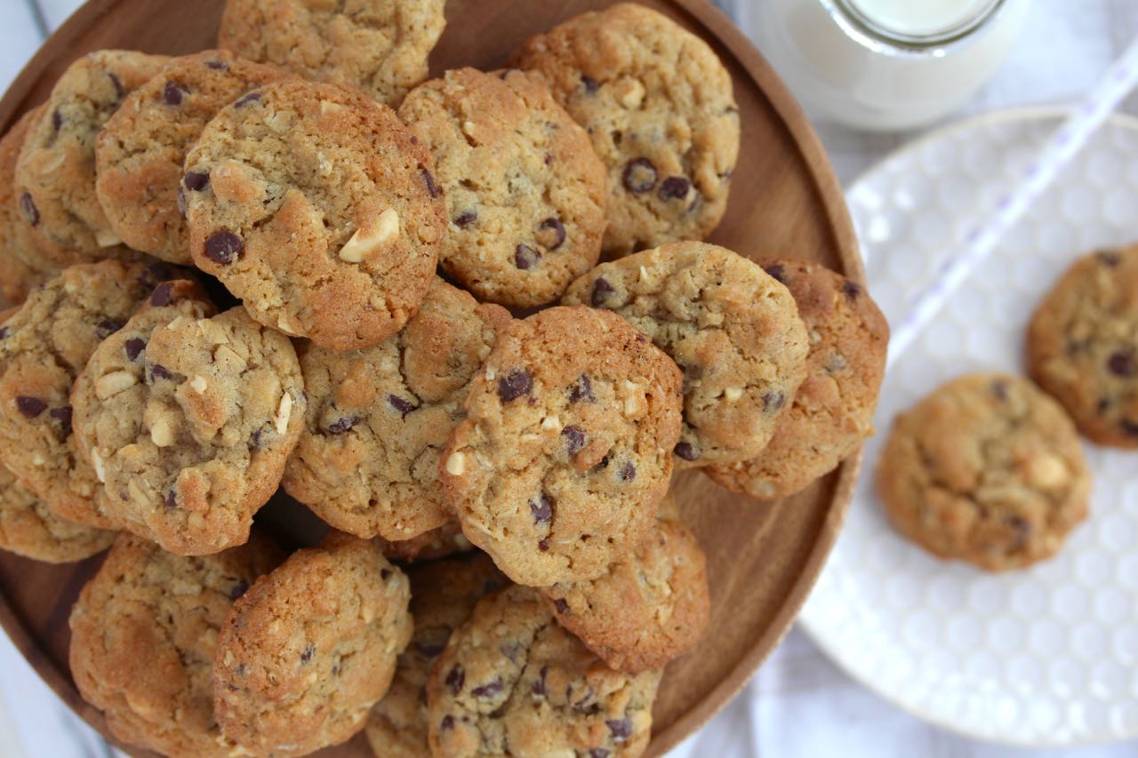 Oatmeal Chocolate Chip Cookies