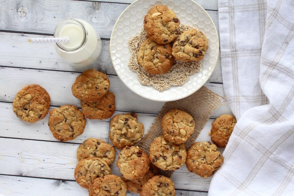 Oatmeal Chocolate Chip Cookies