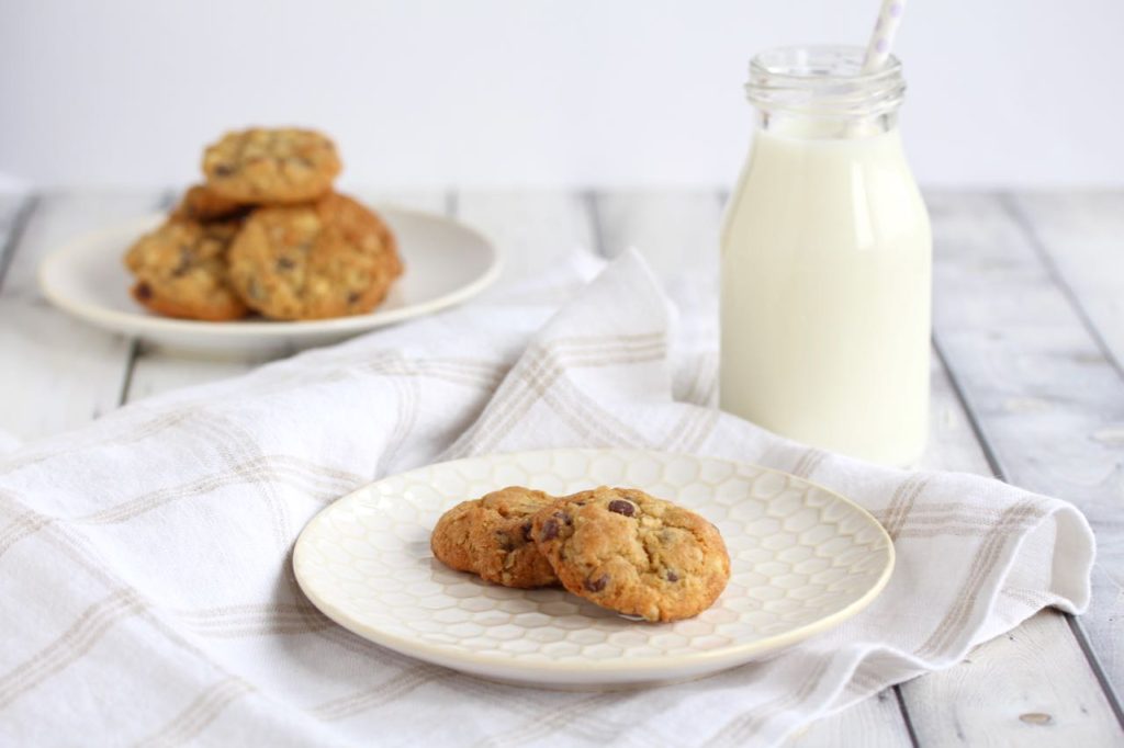 Oatmeal Chocolate Chip Cookies