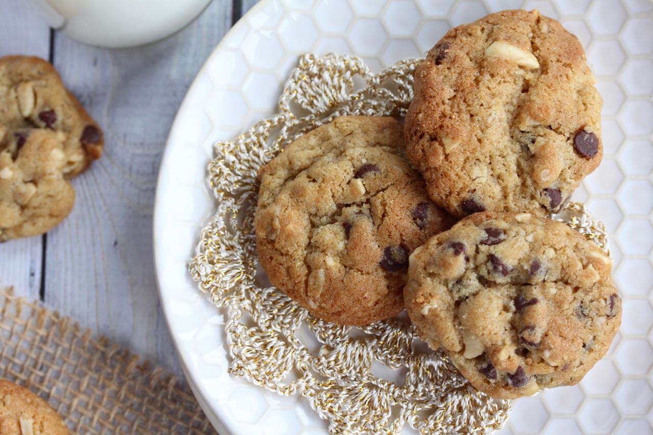 Oatmeal Chocolate Chip Cookies