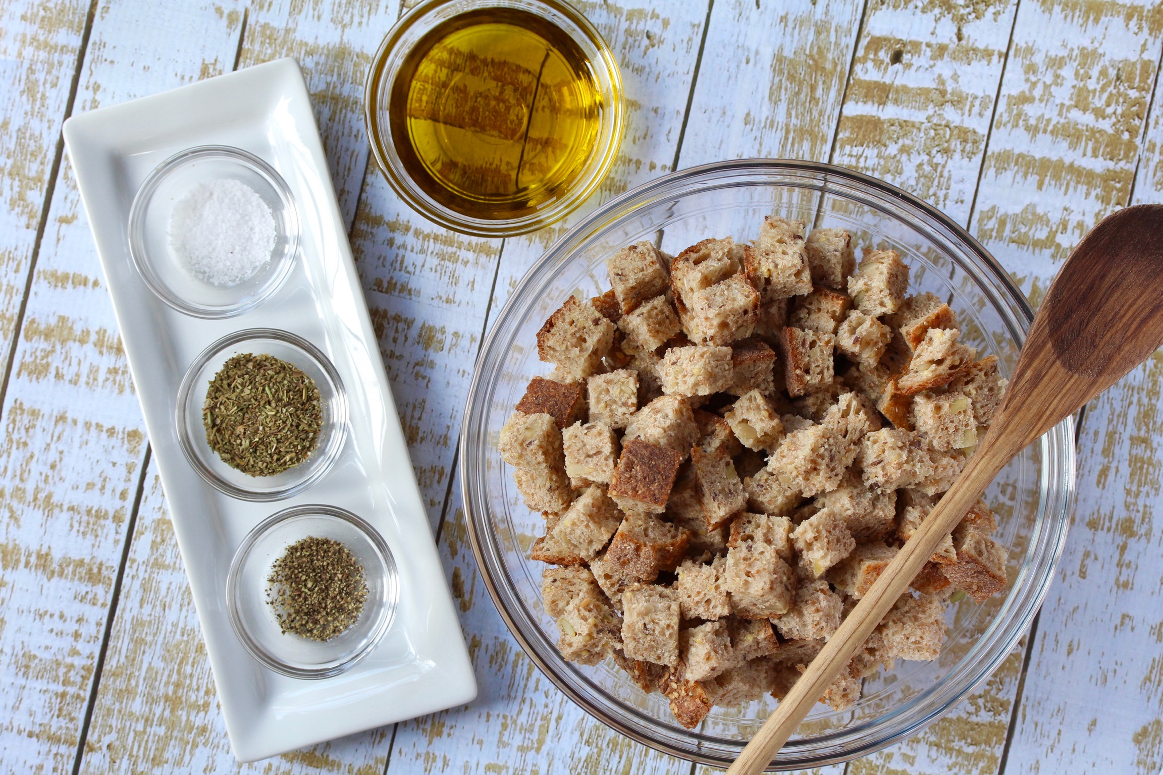 Crunchy Herb Croutons