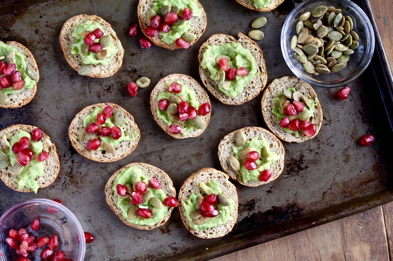 Avocado Pomegranate Toastettes