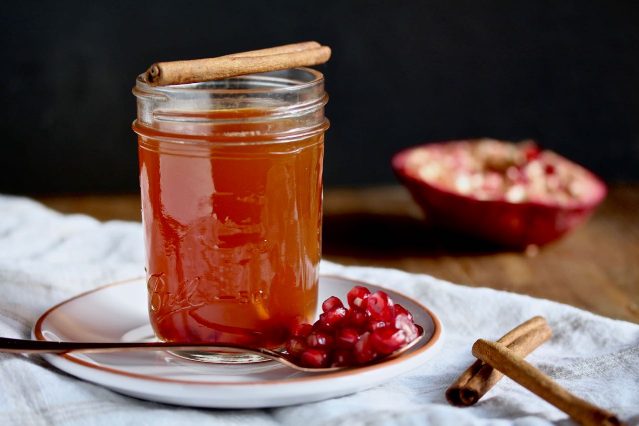 Chai Spiced Pom-Cider