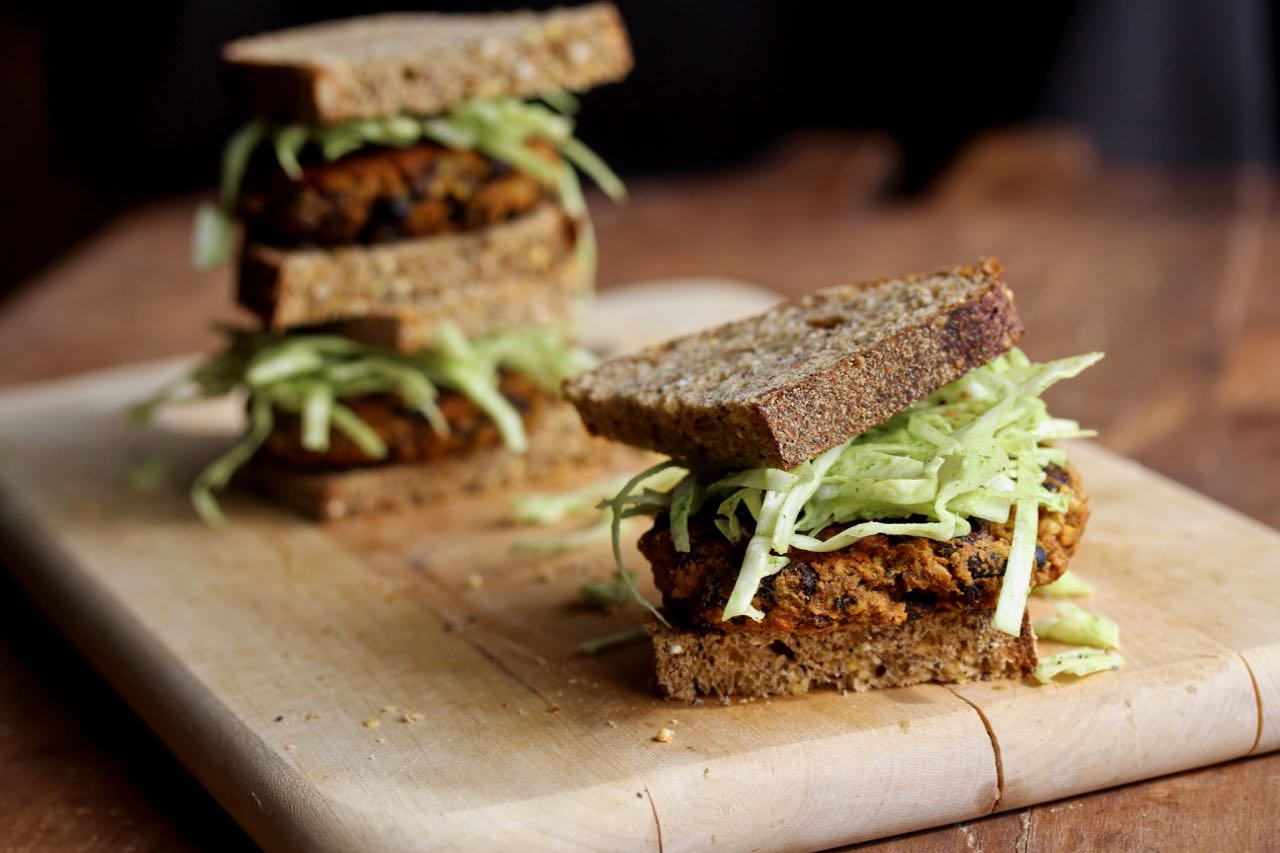 Chipotle Pumpkin Black Bean Burgers