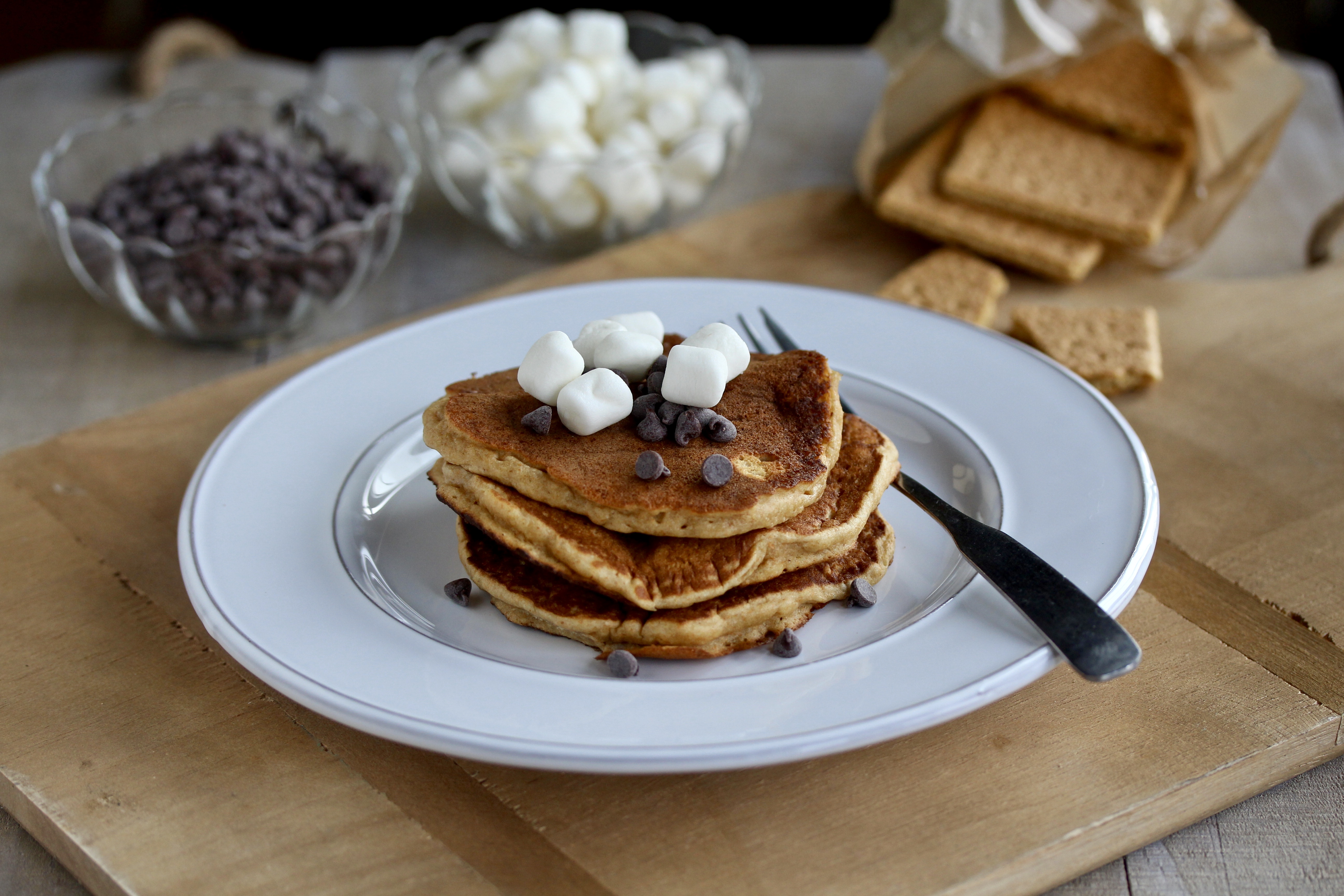 Graham Cracker Pancakes