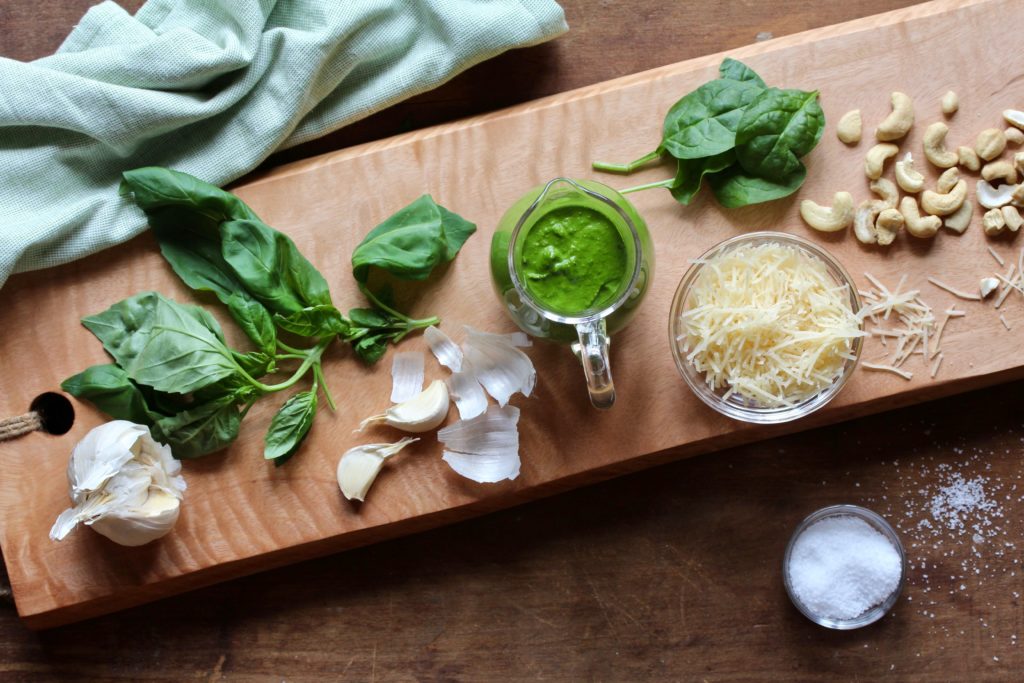 Bored with traditional pesto? I was too! And you know what I found out? That Spinach Cashew Pesto is pretty darn good! Get the recipe now! @cookinRD | sarahaasrdn.com