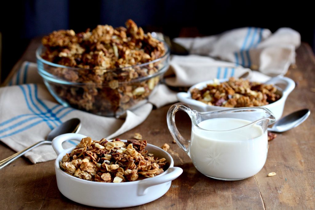 Chocolate and bananas are a perfect pairing. That’s why this Chocolate Chip Banana Granola is just too good to be true! @cookinRD | sarahaasrdn.com