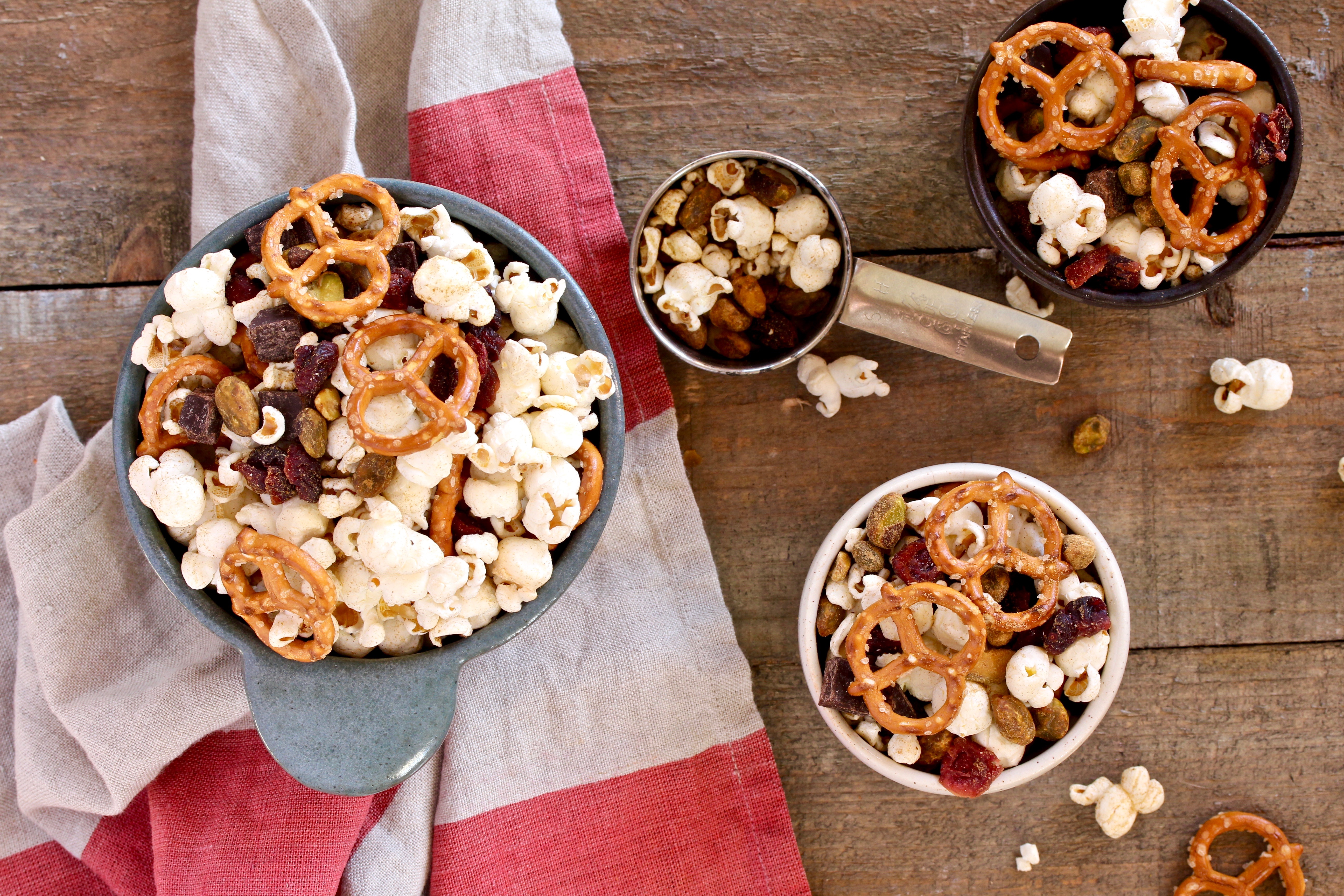 Holiday Snack Mix