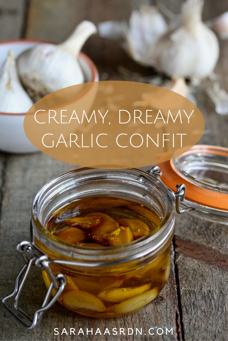 Think confit is something you can only get at restaurants? No way! Learn how to make this super easy, addictive Garlic Confit! @cookinRD | sarahaasrdn.com