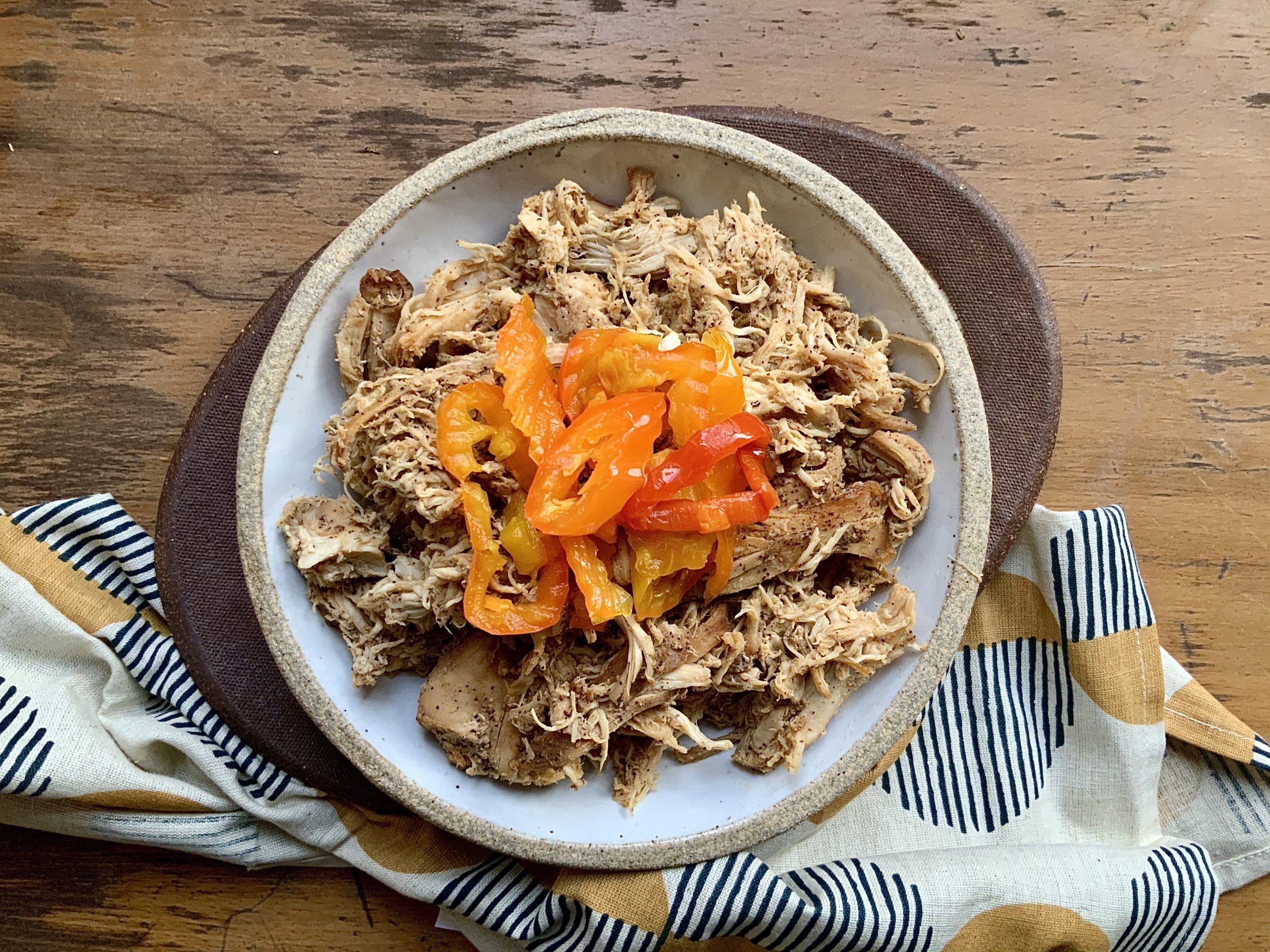 Slow Cooker Pulled Chicken | sarahaasrdn.com
