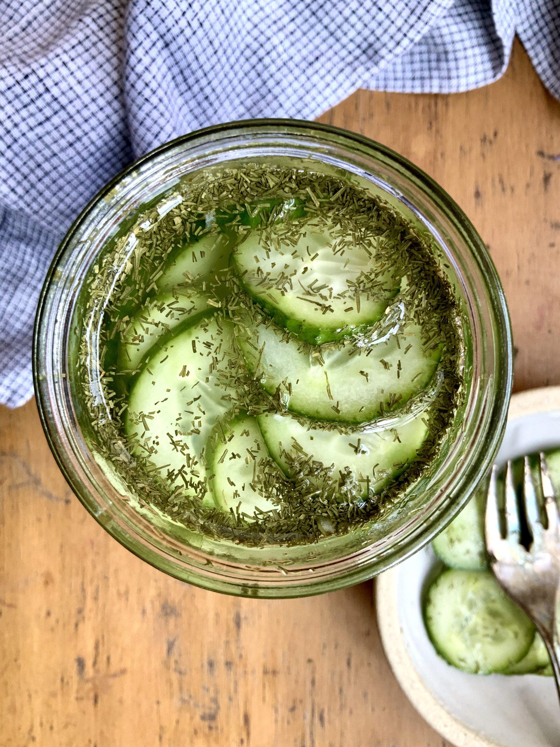 Quick Refrigerator Pickles | sarahaasrd.com