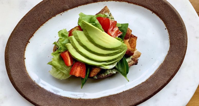 Avocado BLT's with Basil Mayonnaise | sarahaasrdn.com