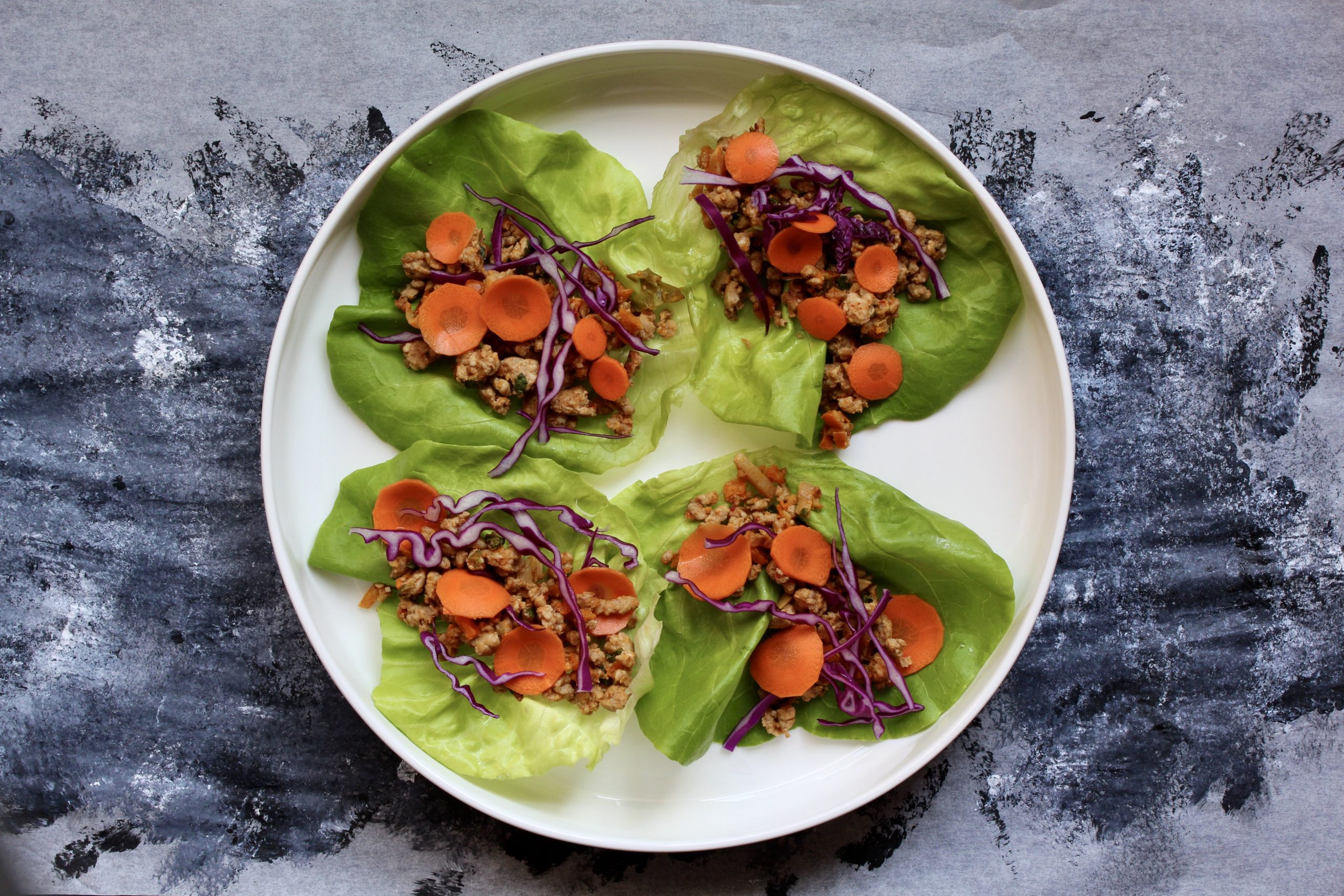 Ginger Pork Lettuce Wraps | sarahaasrdn.com