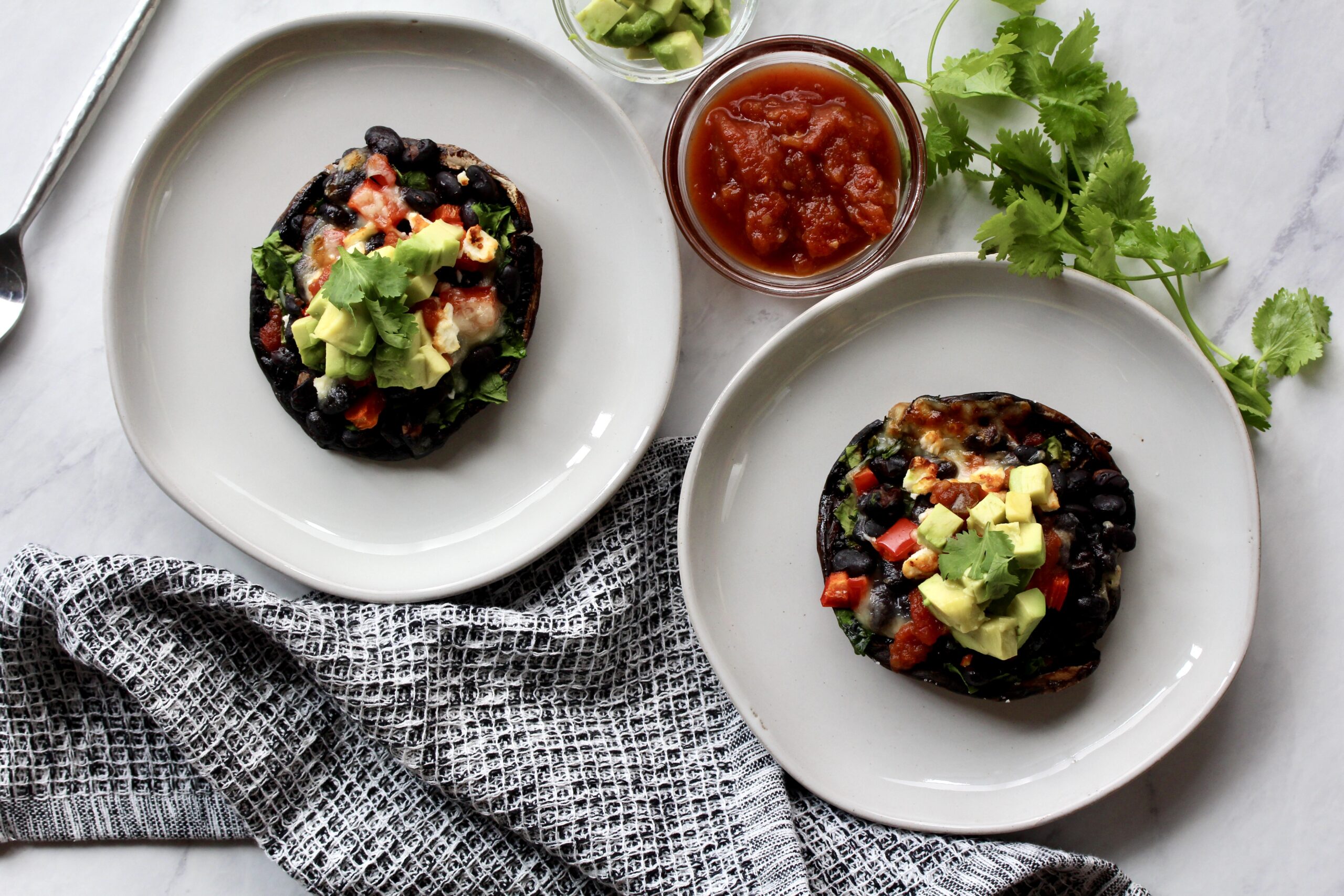 Southwest Style Stuffed Portobellos | sarahaasrdn.com