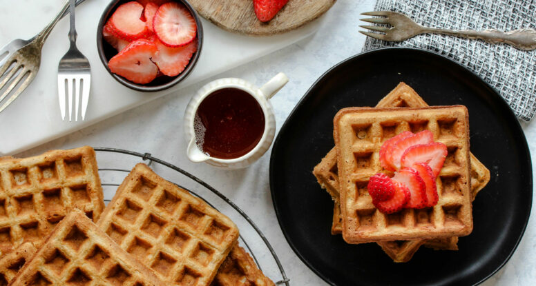 Buttermilk Whole Wheat Waffles | sarahaasrdn.com