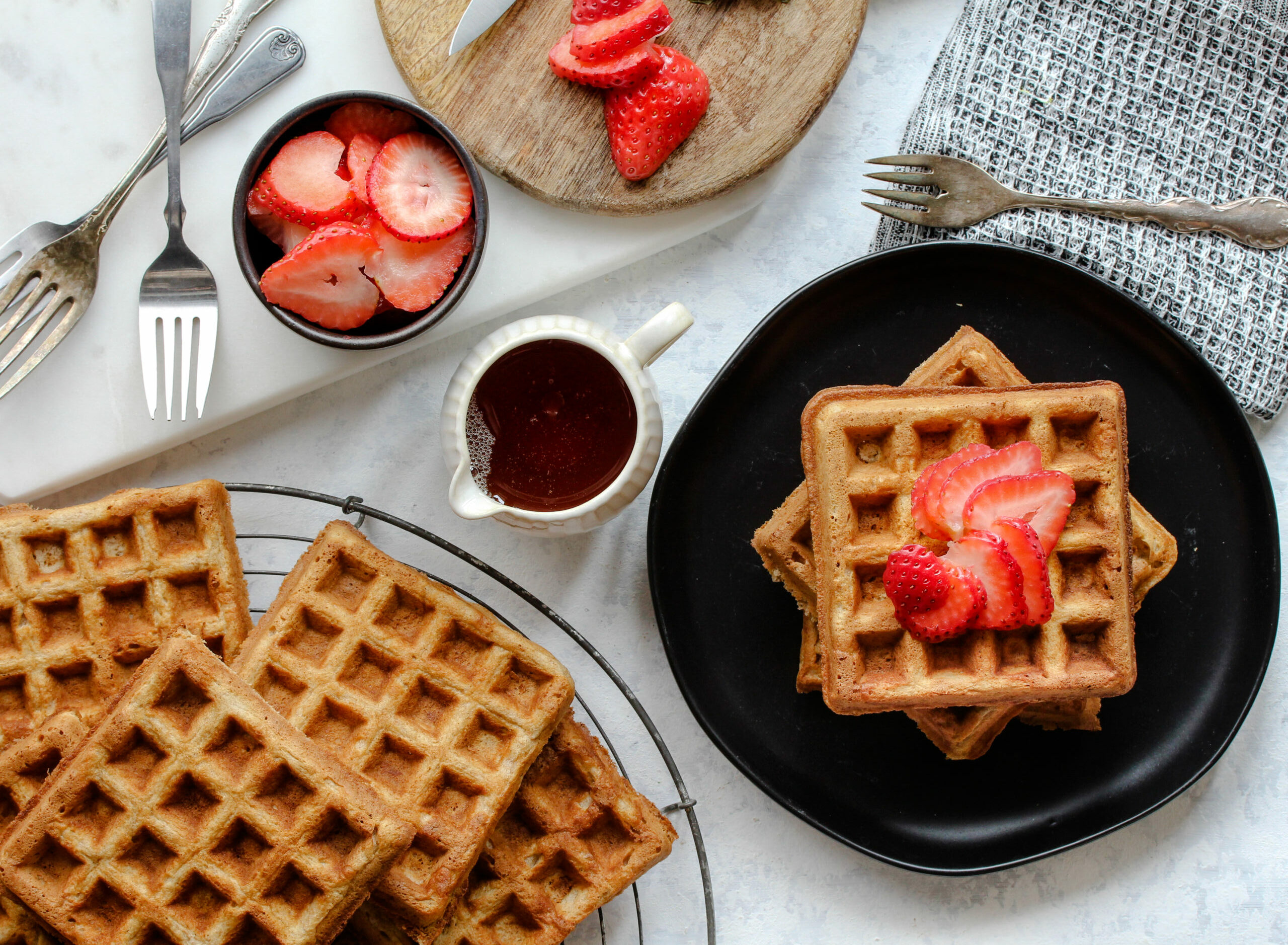 Buttermilk Whole Wheat Waffles | sarahaasrdn.com