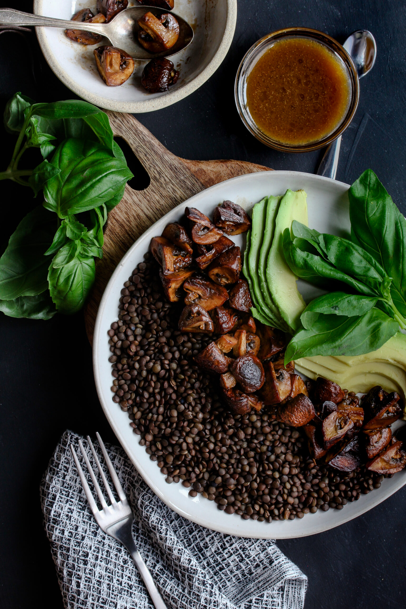 Roasted Mushroom Balsamic Lentils | sarahaasrdn.com