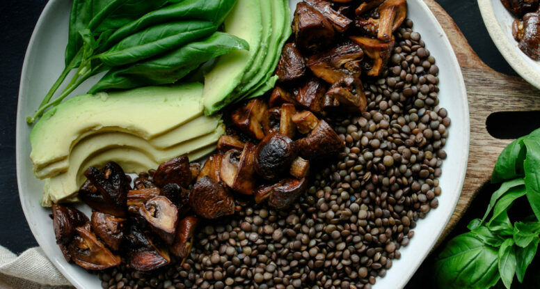 Roasted Mushroom Balsamic Lentils | sarahaasrdn.com