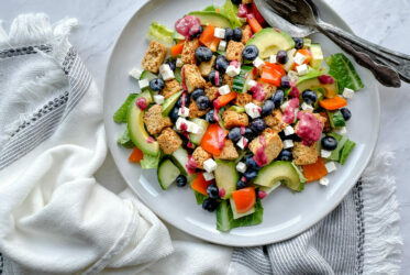 Blueberry Summer Salad | sarahaasrdn.com
