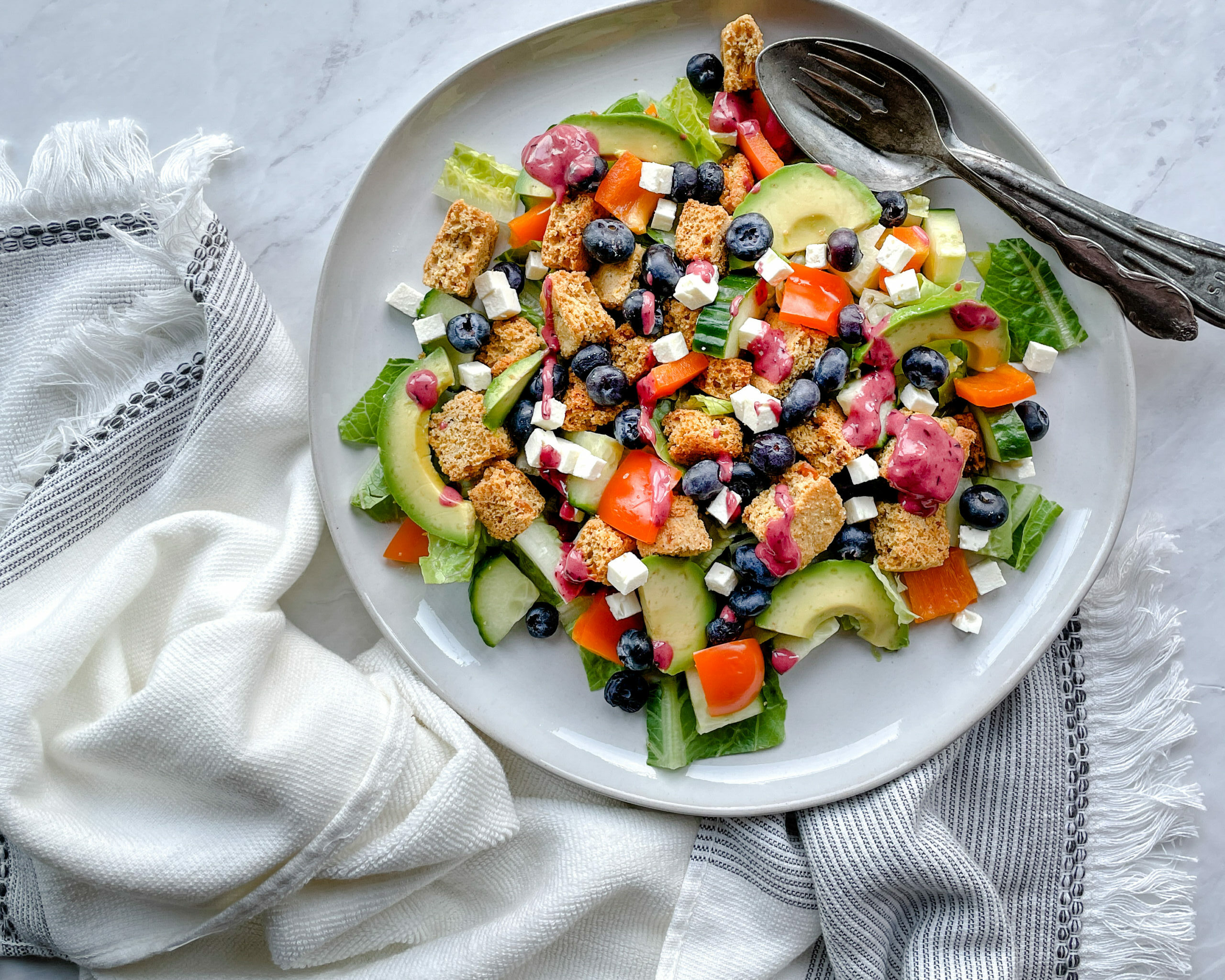 Blueberry Summer Salad | sarahaasrdn.com