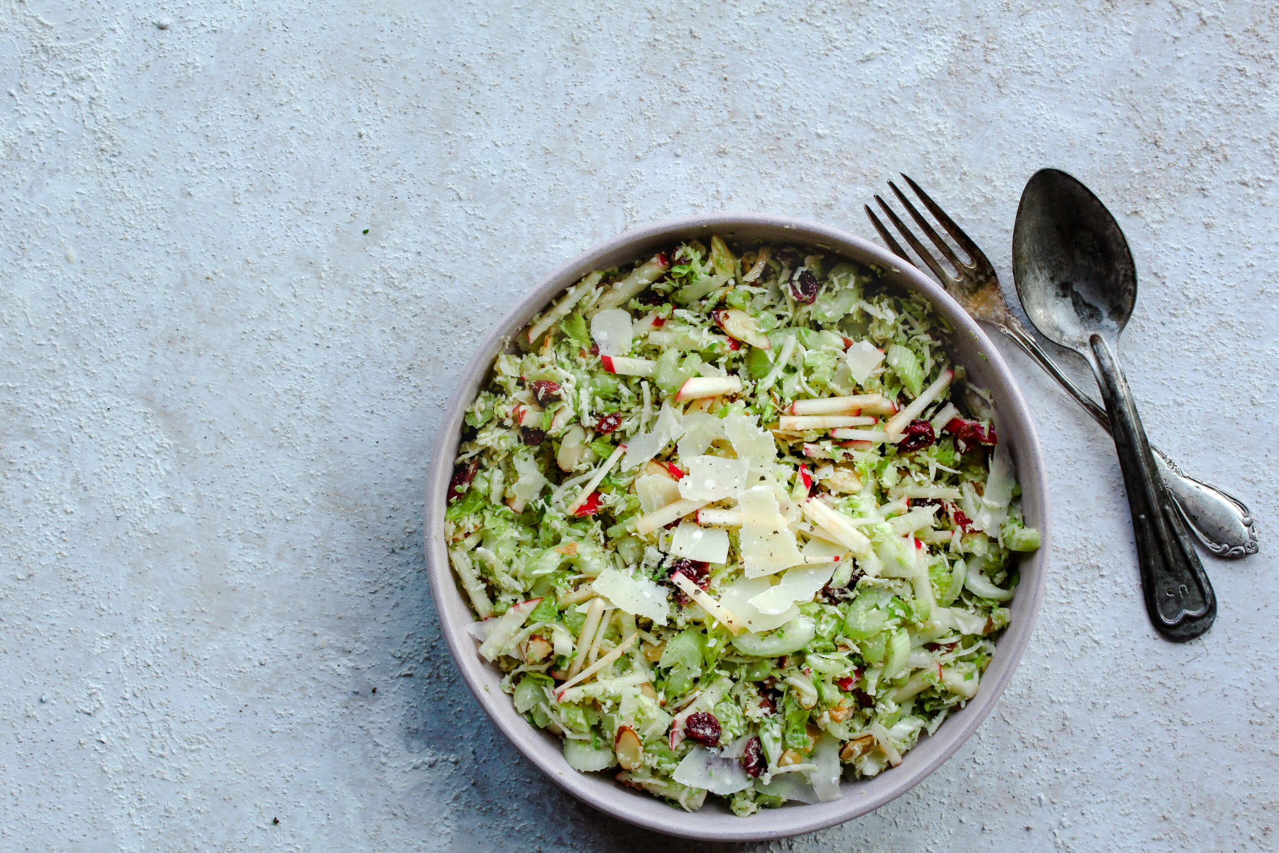 Crunchy Brussels Sprouts Salad | sarahaasrdn.com