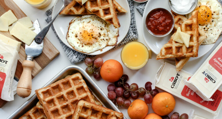 Sharp Cheddar Waffles | sarahaasrdn.com